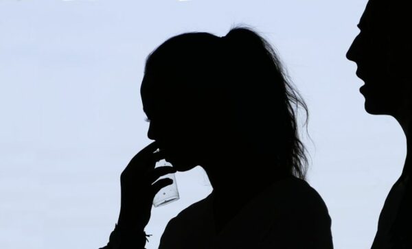 Τραγουδίστρια παραδέχεται: Στα μαγαζιά που πάω να τραγουδήσω δεν με αναγνωρίζουν και μου ζητάνε εισιτήριο