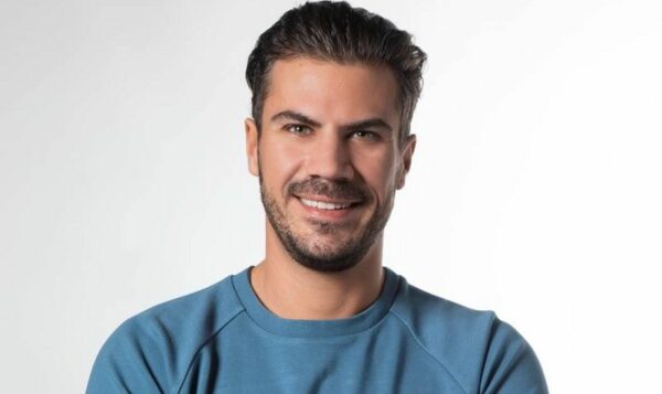 «Akis Food Tour»: Πότε κάνει πρεμιέρα η νέα εκπομπή του Άκη Πετρετζίκη και όσα θα δούμε