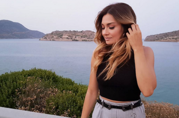 Αποστολία Ζώη: Αποκαλύπτει τι την οδήγησε να εγκαταλείψει, μέσα σε μια νύχτα, την καριέρα της