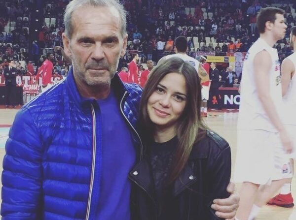 Oι γλυκές ευχές του Πέτρου Κωστόπουλου στην κόρη του Αλεξάνδρα για τα γενέθλια της