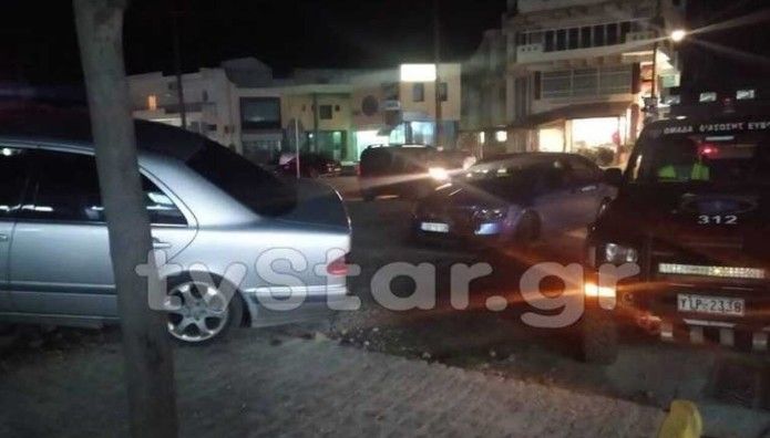 Τροχαίο στο Αλιβέρι: Αυτοκίνητα συγκρούστηκαν και έπεσαν πάνω σε 4 παιδιά