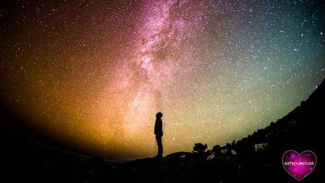 Φωτιά-Γη-Αέρας-Νερό: Τα 4 στοιχεία των ζωδίων και οι ψυχικές ιδιότητες που τους αποδίδονται