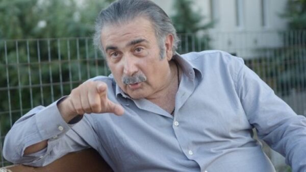 Λάκης Λαζόπουλος: Το χιουμοριστικό video του στα λαρισαϊκά που προτρέπει τους Λαρισαίους να μείνουν σπίτι