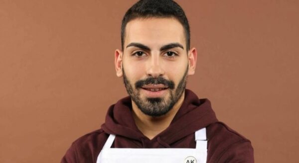 “MasterChef”: Σε οικογενειακή έξοδο ο Σταυρής με την μητέρα και την κούκλα σύντροφο του