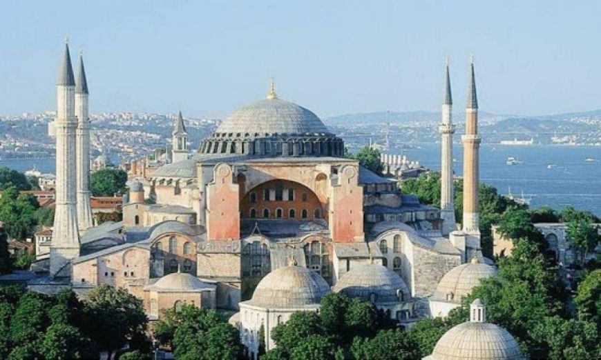 Αγιά Σοφιά: Το μπαλάκι στον Ερντογάν αν θα γίνει τζαμί – Σε 15 ημέρες η επίσημη απόφαση του τουρκικού ΣτΕ
