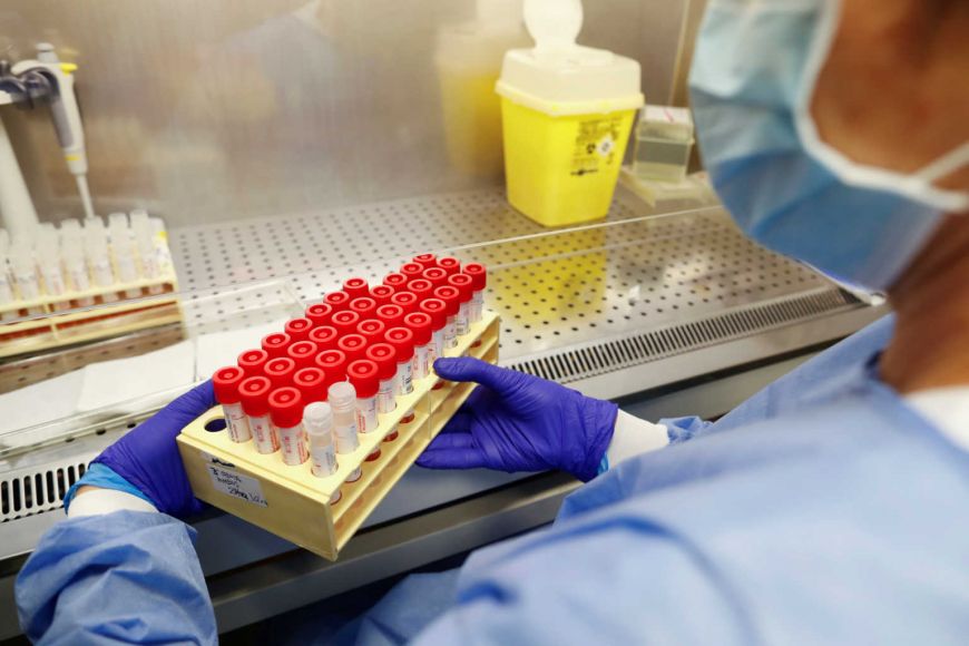 Κορονοϊός: Θετικά τα 7 από τα 45 δείγματα στο Πευκί στην Εύβοια