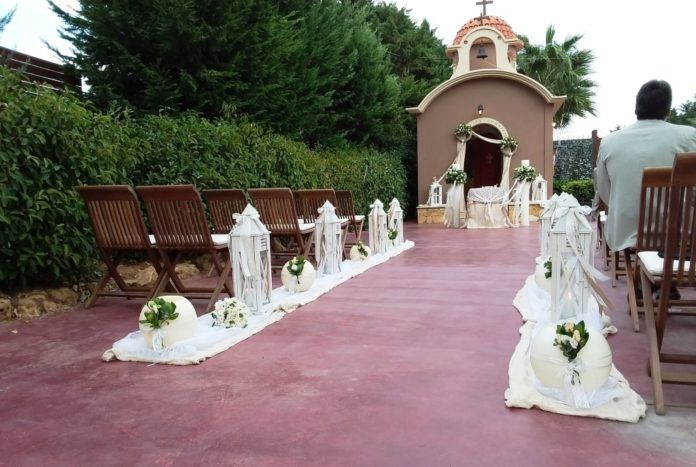 Αχαία: Η νύφη το έσκασε και άφησε τους καλεσμένους να περιμένουν στην εκκλησία