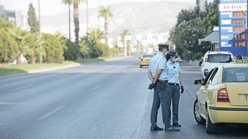 Κορoνοϊός: Κόκκινος συναγερμός μετά την έκρηξη των κρουσμάτων