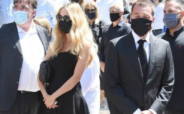 Συγκινεί το μήνυμα της Δούκισσας Νομικού για τον χαμό του πεθερού της Σάββα Θεοδωρίδη