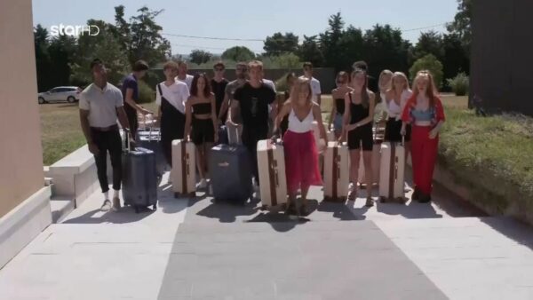 GNTM 3: Μπήκαν στο σπίτι οι διαγωνιζόμενοι – Δείτε πώς αντέδρασαν