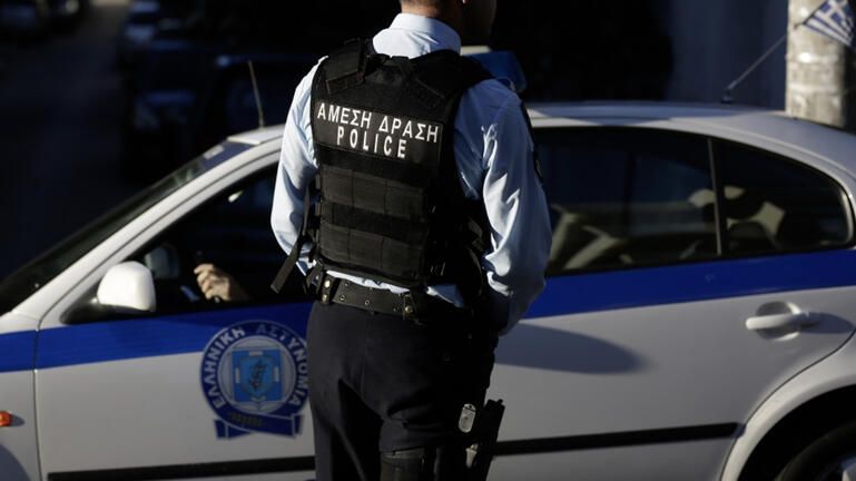 Κρήτη: Μαχαίρωσε άγρια τη μητέρα και την αδερφή του και… ξάπλωσε!