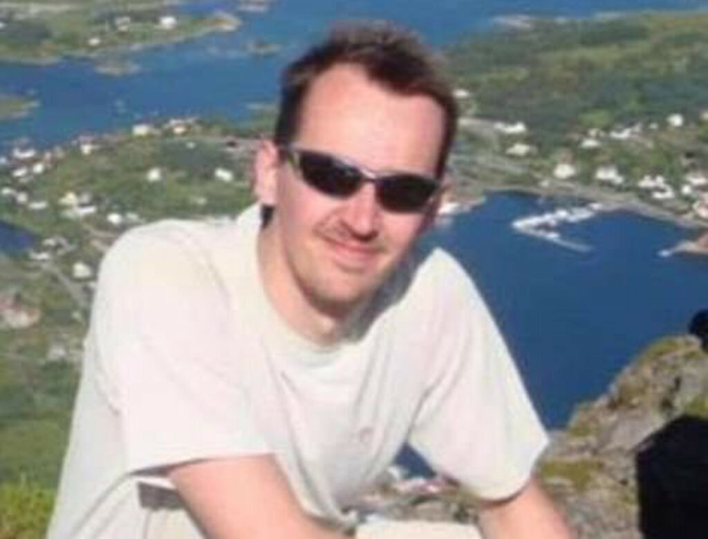 Παρίσι: Αυτός είναι ο 47χρονος καθηγητής που αποκεφαλίστηκε