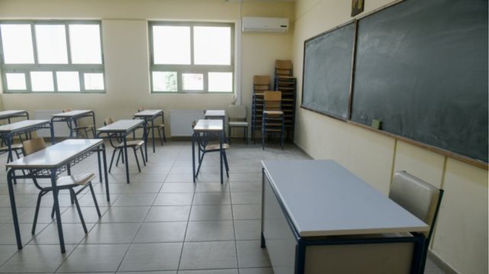 Μαθήτρια στα Άνω Λιόσια καταγγέλλει παρενόχληση από καθηγητή του σχολείου