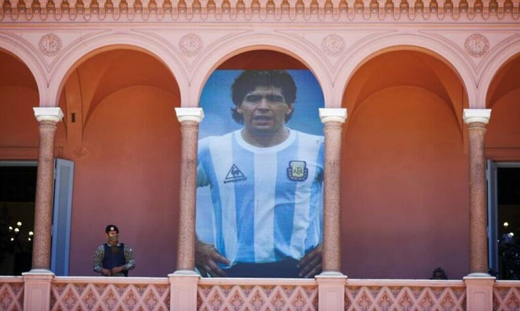 Ντιέγκο Μαραντόνα: Don’t cry for him Argentina – Ο «Θεός» αναπαύτηκε στη γη του Μπουένος Άιρες