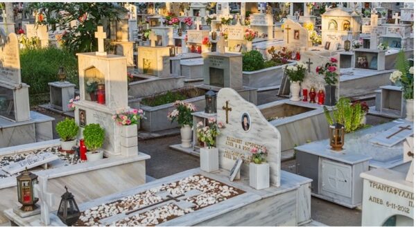 Γέμισαν τα νεκροταφεία στα Τρίκαλα – Η περιπέτεια συγγενών νεκρού