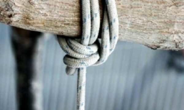 Τον βρήκαν κρεμασμένο στο ξενοδοχείο που εργαζόταν