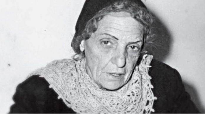 Ευτυχία Παπαγιαννοπούλου: Η συνταρακτική ζωή της θρυλικής στιχουργού – Ο θάνατος της κόρης της και ο εθισμός στον τζόγο