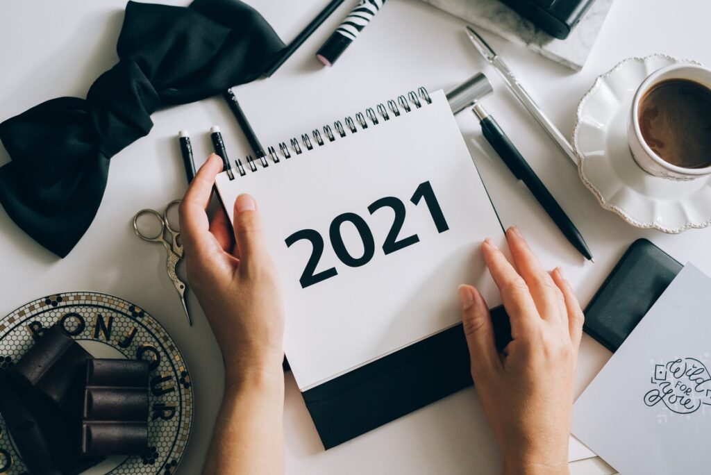 Αργίες 2021: Πότε «πέφτουν» – Δείτε όλα τα τριήμερα της νέας χρονιάς