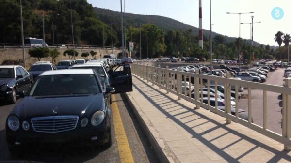 Στο σκαμνί 4 οδηγοί ταξί για ομαδικό ξυλοδαρμό οδηγού τουριστικού λεωφορείου