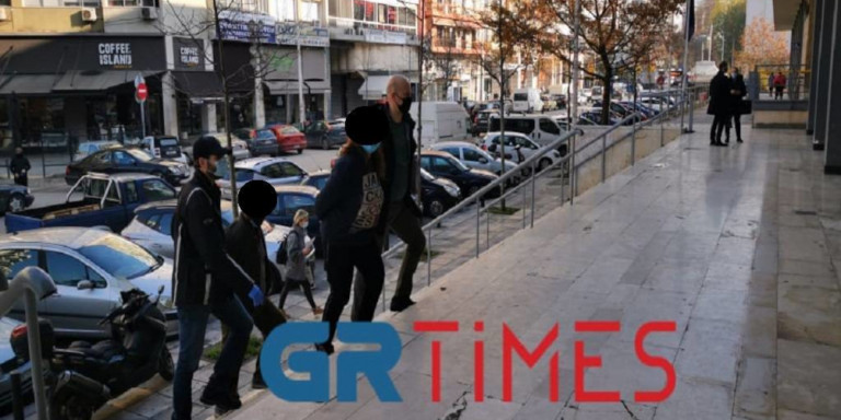 Θεσσαλονίκη: Προφυλακίστηκαν η 45χρονη γιαγιά και ο σύντροφός της για τον θάνατο του 87χρονου