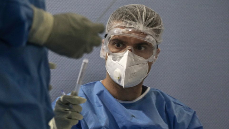 Κορωνοϊός: Στα 721 τα νέα κρούσματα – 386 οι διασωληνωμένοι, 49 θάνατοι