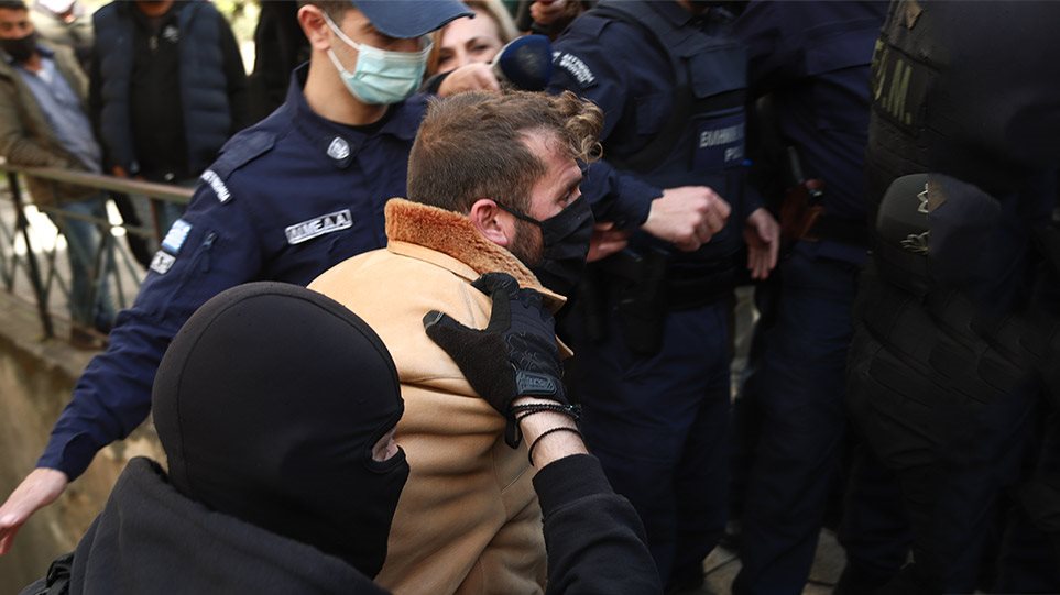 Βιασμός 11χρονης αθλήτριας: Η κατάθεσή της «καίει» τον προπονητή – Απειλούσε να την σκοτώσει