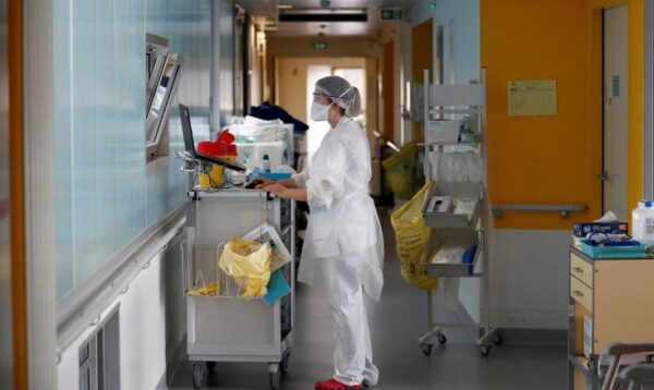 Θρήνος στη Λάρισα: Πέθανε από κορωνοϊό ο εκπαιδευτικός μία ημέρα μετά την κηδεία των γονιών του