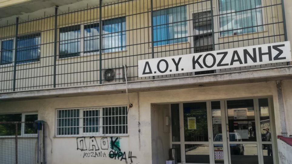 Επίθεση με τσεκούρι στην Κοζάνη: Αρχίζει σήμερα η δίκη-Eίδα την Μαρία μέσα στα αίματα…