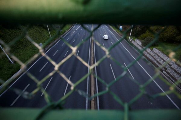 Lockdown: Σκέψεις και για περιοριστικά μέτρα στις μετακινήσεις τα Σαββατοκύριακα – Τι πάει για κλείσιμο