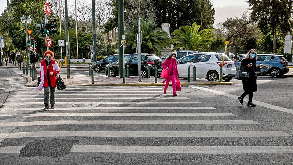 Στα 2.219 τα νέα κρούσματα – 449 οι διασωληνωμένοι, 35 θάνατοι