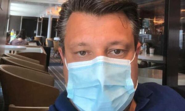 «Κραυγή» Δερμιτζάκη: Ανοίξτε τα όλα – Βγάλτε τον κόσμο έξω