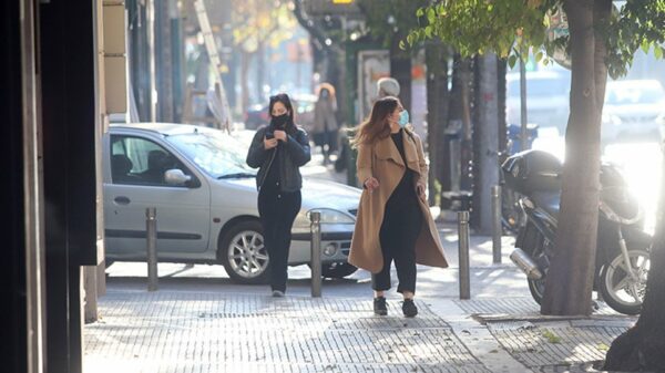 Στα 1.176 τα νέα κρούσματα – 406 οι διασωληνωμένοι, 30 θάνατοι