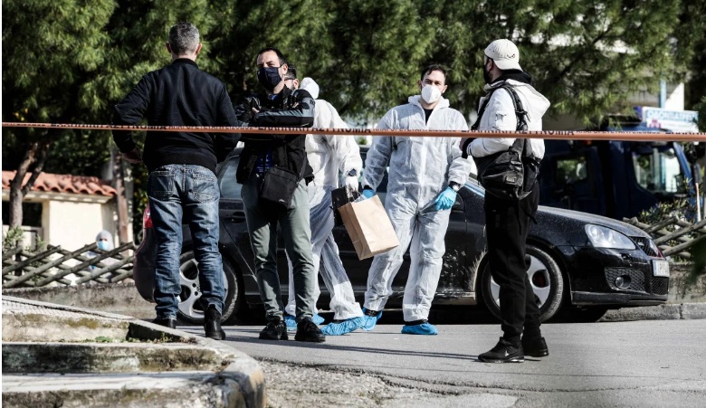 Δολοφονία Καραϊβάζ: «Φύλλο και φτερό» παλιές δικογραφίες – Τα 4 πρόσωπα που μπαίνουν στο  «μικροσκόπιο»