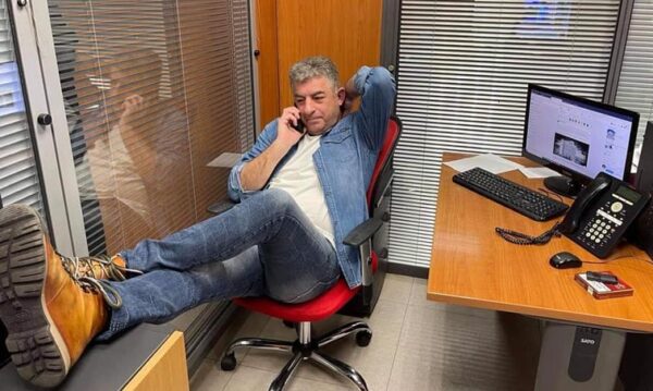 Γιώργος Καραϊβαζ:  Σ’ αγαπώ ψυχή μου γλυκιά, δε μπορώ αγάπη μου να σου πω καλό παράδεισο…”