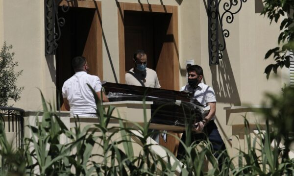 Γλυκά Νερά: Καταθέτει ο 33χρονος πιλότος- Πώς μπήκαν στη μεζονέτα, πώς σκότωσαν την 20χρονη Καρολίνα