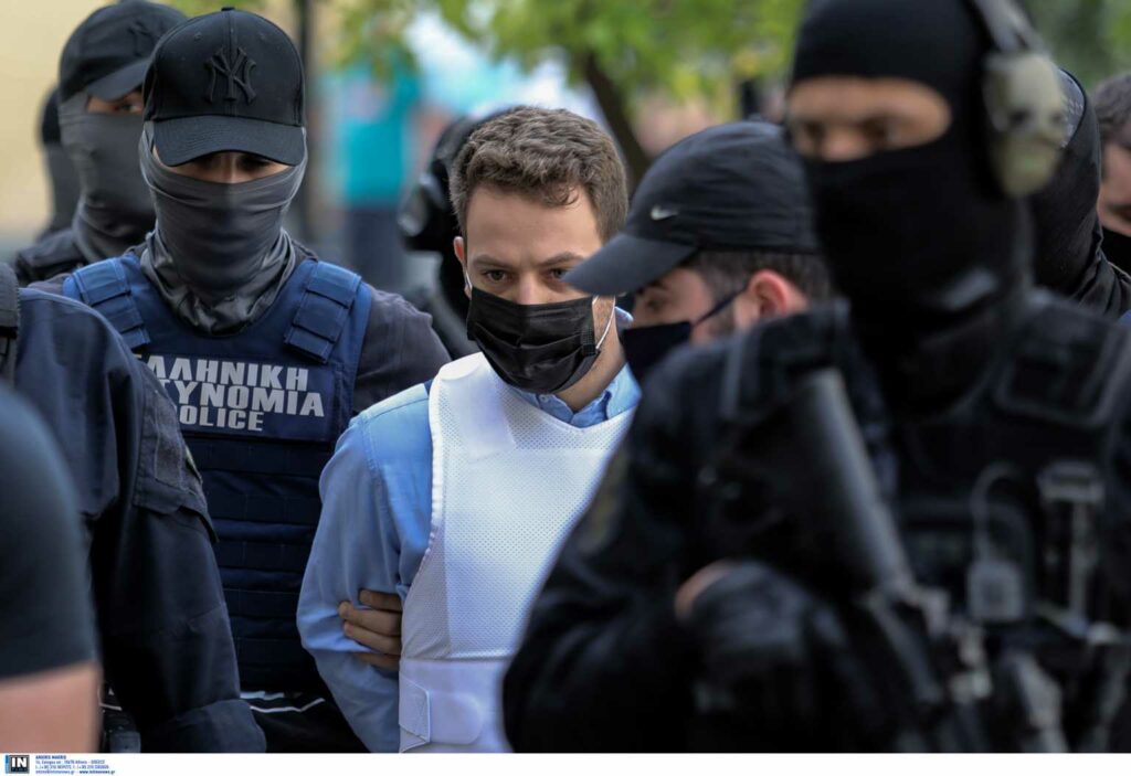 Γλυκά Νερά: Τρεις λέξεις είπε στους δημοσιογράφους ο συζυγοκτόνος πριν πάει Κορυδαλλό