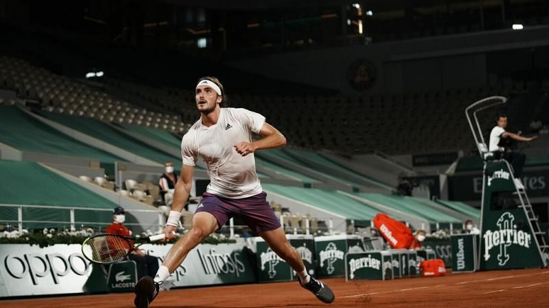 Roland Garros: Τεράστιος Τσιτσιπάς, έκανε περίπατο με τον Μεντβέντεφ και πέρασε στα ημιτελικά