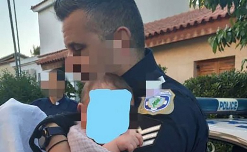 Γλυκά Νερά: Ο αστυνομικός που πήρε αγκαλιά το βρέφος είχε υποπτευθεί τον πιλότο – «Είδαμε ψυχρότητα»