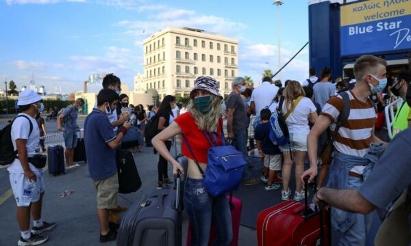 Με Green pass, πιστοποιητικά κι αρνητικό τεστ τα ταξίδια από αύριο – Τι ισχύει για τους ανηλίκους