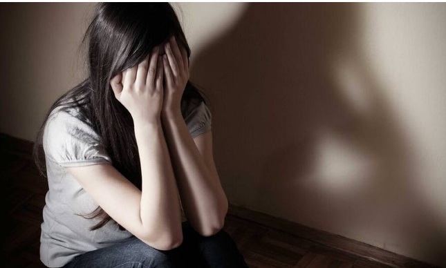 Καταγγελία για σεξουαλική παρενόχληση στου Ζωγράφου: «Έπεσε πάνω μου και μετά με κυνήγησε»