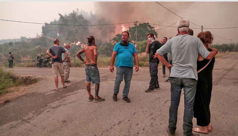 Φωτιές: Απίστευτο κύμα συμπαράστασης των δήμων και των κατοίκων της Αττικής προς τις πληγείσες περιοχές