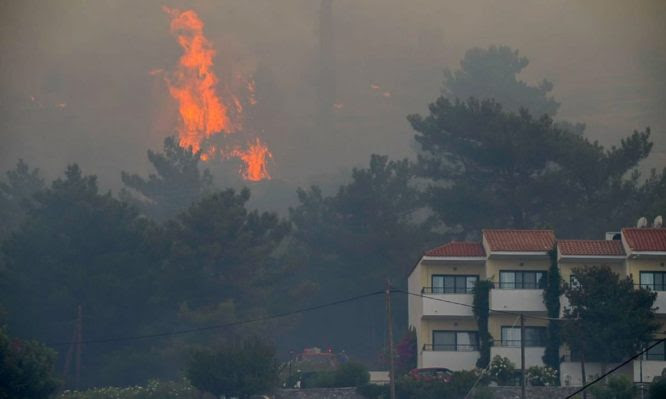 Υπουργείο Υγείας: Οδηγίες για την ασφαλή επιστροφή στο σπίτι των πληγέντων από τις πυρκαγιές