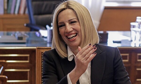 Γιατί η απώλεια της Φώφης Γεννηματά «άγγιξε» το Πανελλήνιο