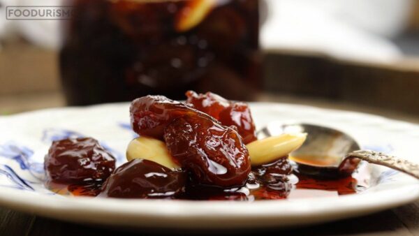 Παραδοσιακό γλυκό του κουταλιού σταφύλι