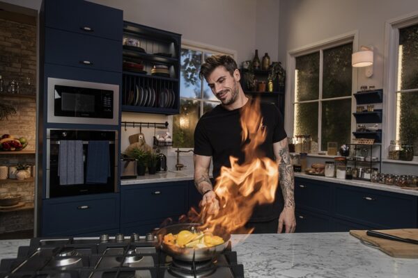 Έφερε ανατροπές η πρεμιέρα του Άκη Πετρετζίκη στην μεσημεριανή τηλεθέαση το Σάββατο;