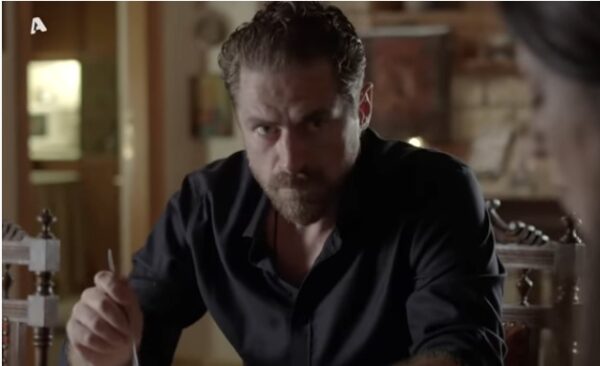 Σασμός Η σχέση Βασιλικής Μαθιού κινδυνεύει να μαθευτεί