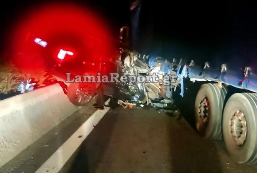 Σοβαρό τροχαίο για τον Αλέξη Κούγια: Το αυτοκίνητό του «καρφώθηκε» σε φορτηγό  (Photos)
