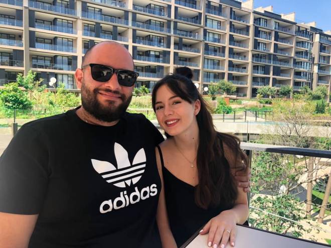 Συγκλονίζει η σύζυγός του Βασίλη που πέθανε από κορωνοϊό: Έχω ευχηθεί αμέτρητες φορές να μπορούσα απλά να αλλάξω θέση μαζί σου…