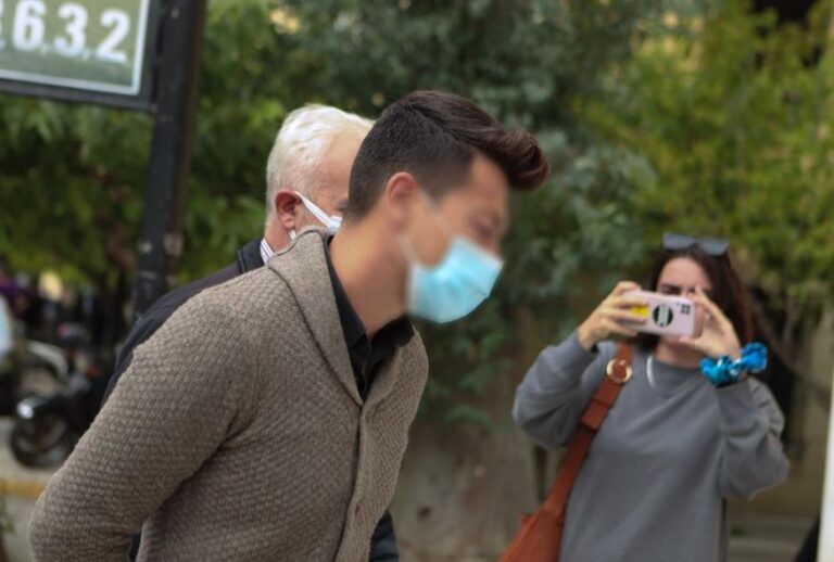 Το e-mail που μπορεί να ρίξει στα μαλακά τον προπονητή τένις με τις αρρωστημένες ορέξεις