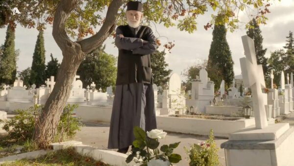 Σασμός: Το πτώμα μιας γυναίκας σε ένα χαντάκι φέρνει αναστάτωση….